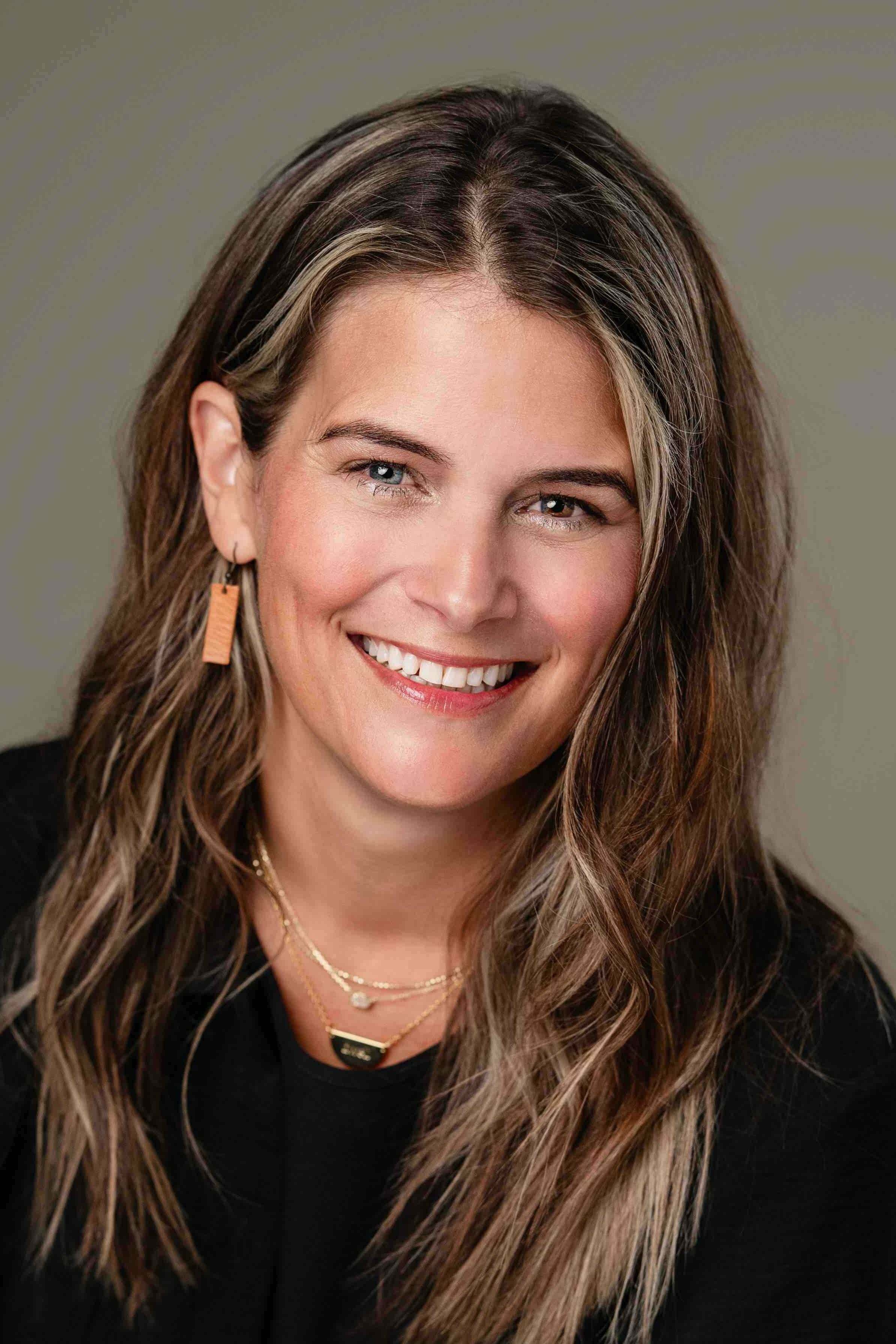Jen Alexander, Real Estate Salesperson in Coeur D Alene, Schneidmiller Realty