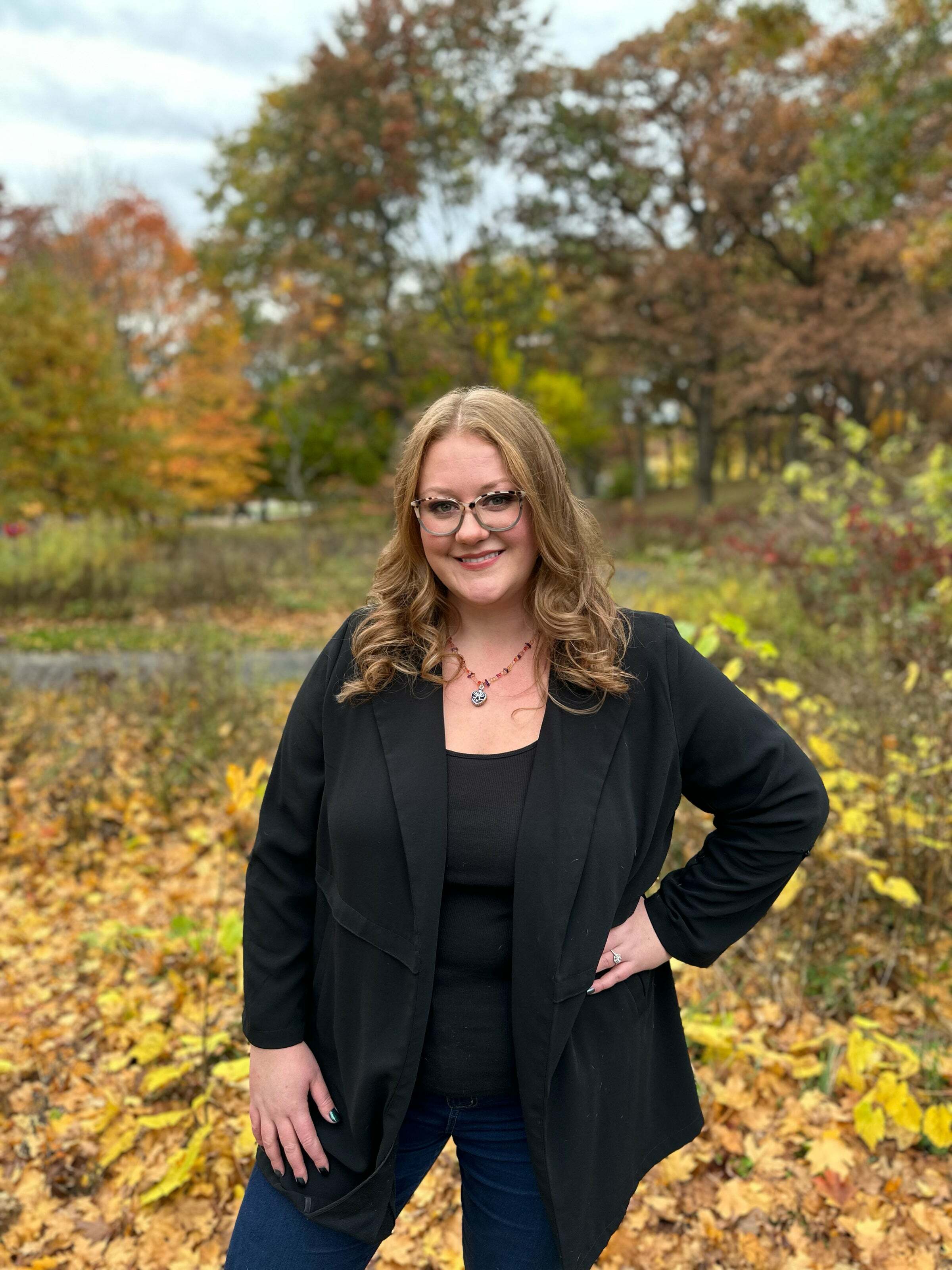 Claire Linder, Associate Real Estate Broker in Roscoe, Affiliated