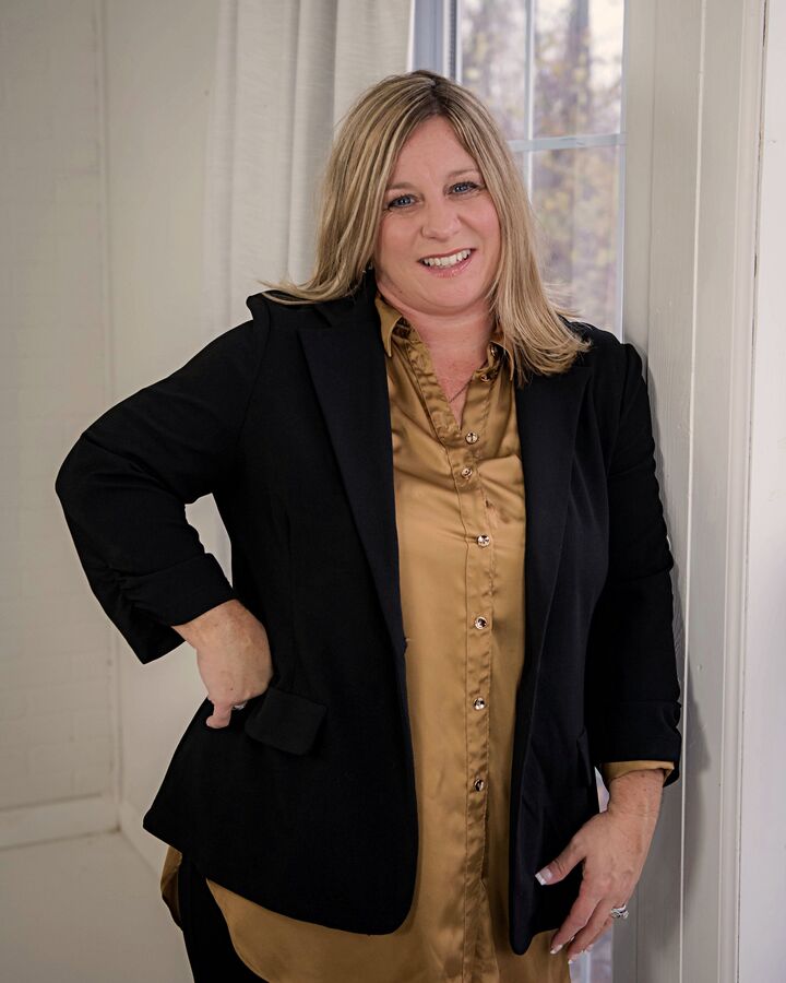 Debbie Goodwin, Real Estate Broker in Washington, Classic Realty