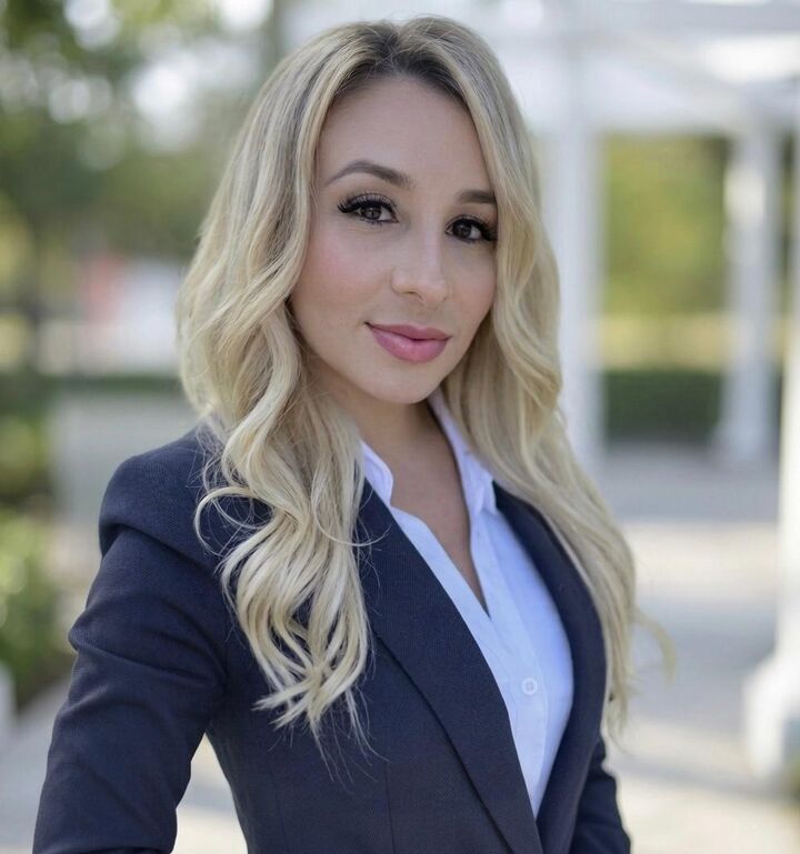 Marlin Ortez, Real Estate Broker in Guttenberg, Realty Group