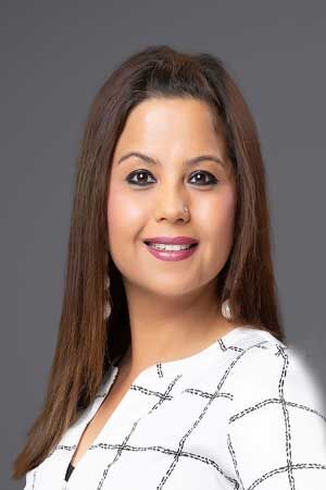 Aruna Hagen, Sales Associate in Fargo, Advantage One