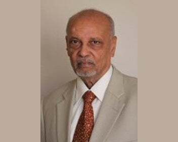 Medhat Ismail,  in Sterling Heights, Professionals