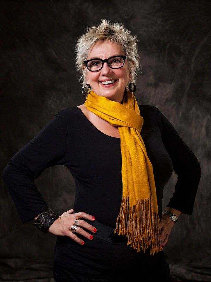 Donna Navickas, Real Estate Salesperson in Saint Joseph, Affiliated