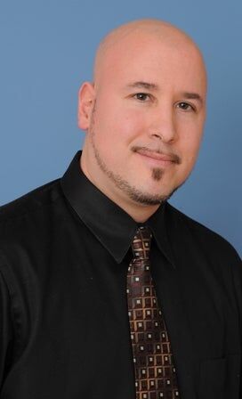Daniel Alonso,  in Kearny, Coccia Realty
