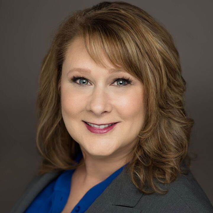 Loreta Klivecka, Drivers License in Sanford, ERA Strother Real Estate