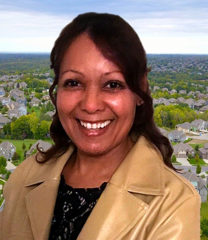 Yohama Gonzalez, Real Estate Salesperson in Orlando, Carioti