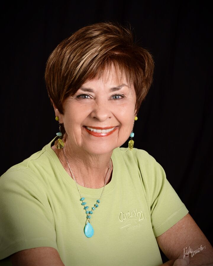 Sharon Kopp, Associate Real Estate Broker in Beloit, Affiliated