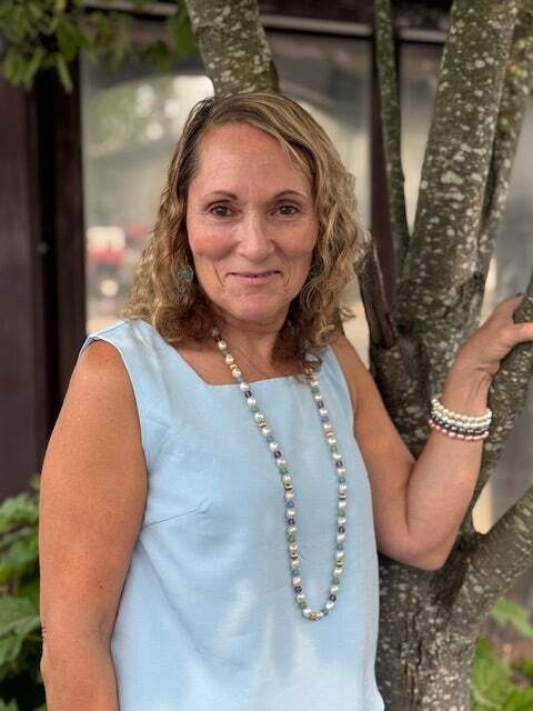 Tammy Burgos, Real Estate Salesperson in Chester, Full Service Realty
