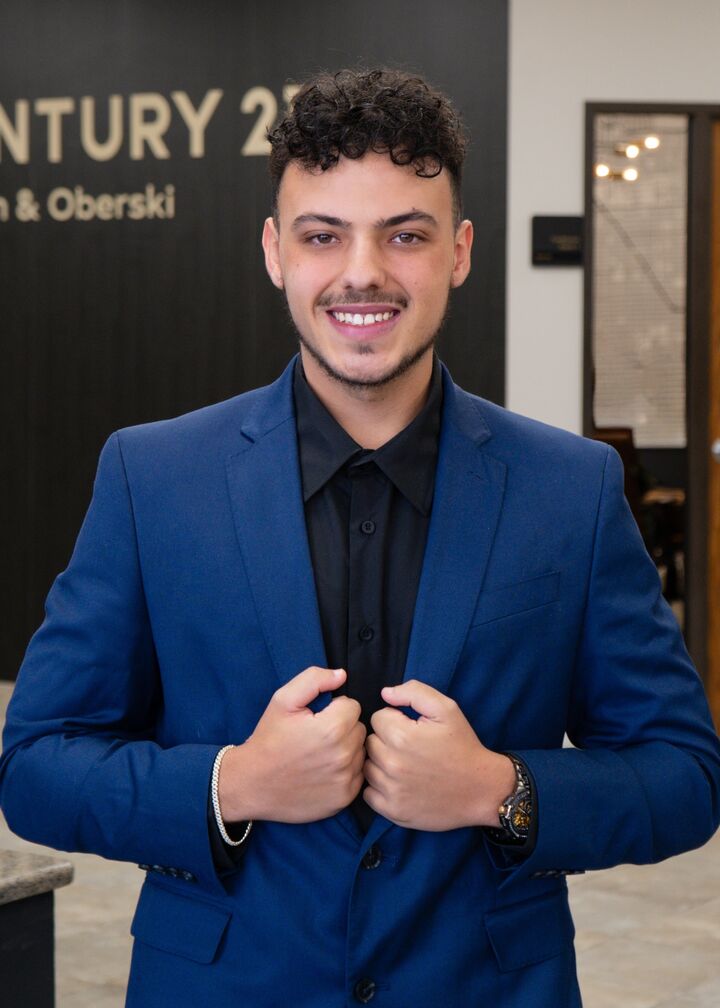 Seth Falk, Real Estate Salesperson in Dearborn Heights, Curran & Oberski