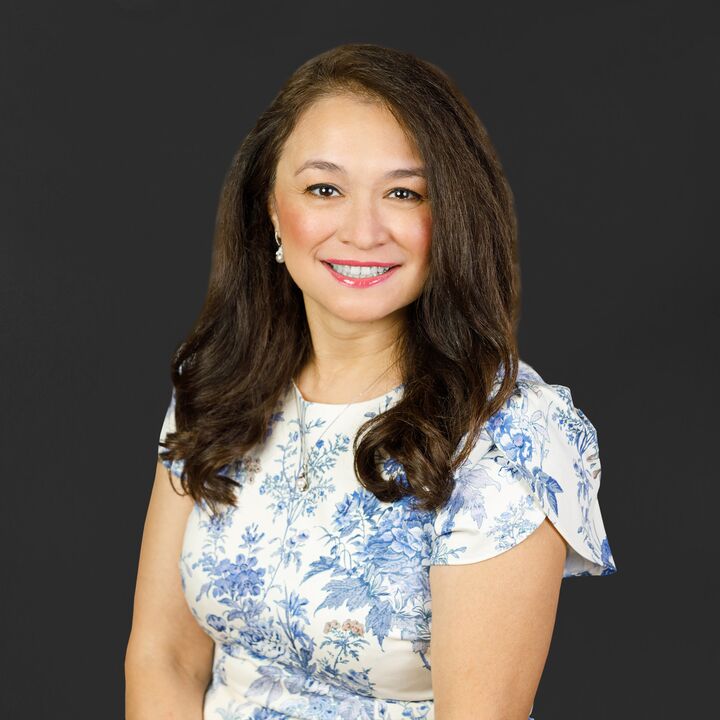 Joann Farhatnia, Real Estate Salesperson in Ogden, Momentum