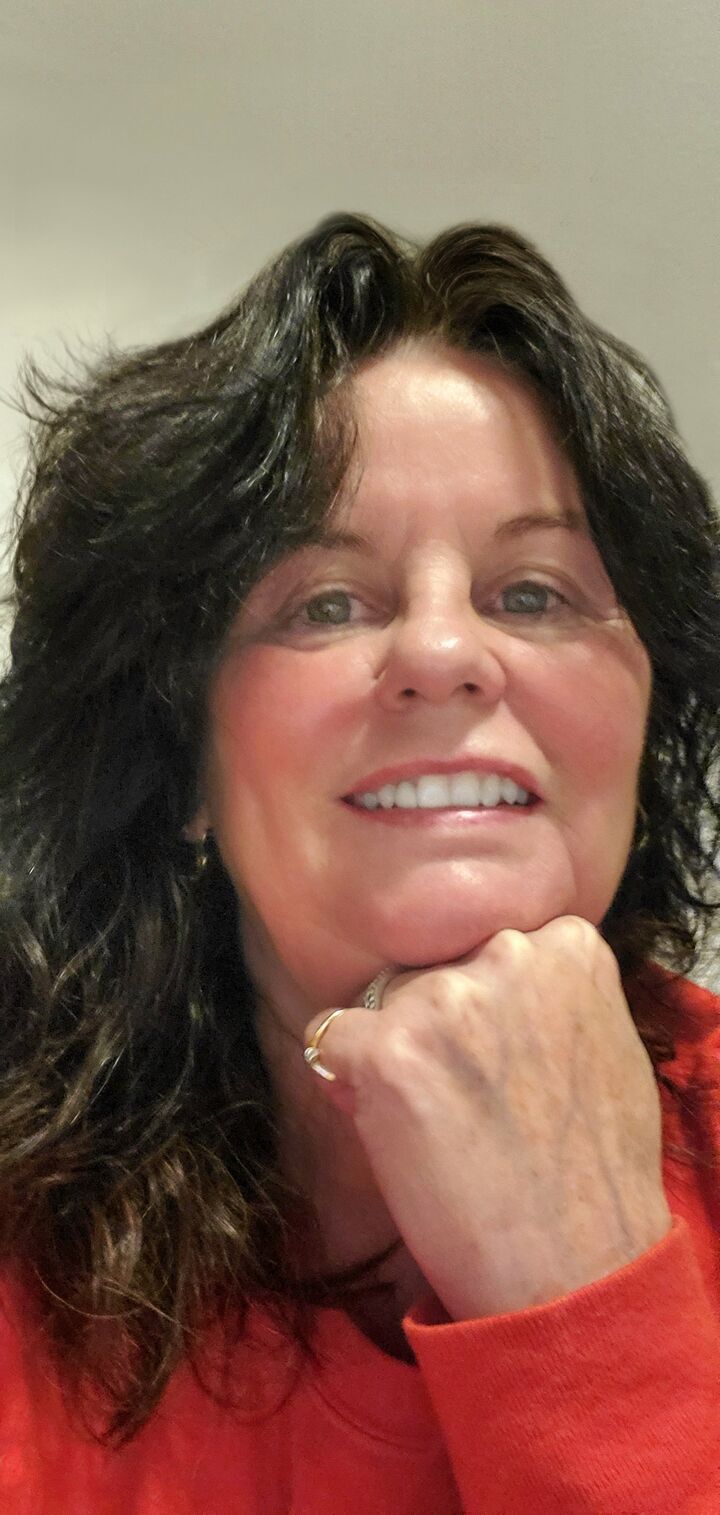 Connie Jo Allen, Real Estate Salesperson in Bay City, Signature Realty