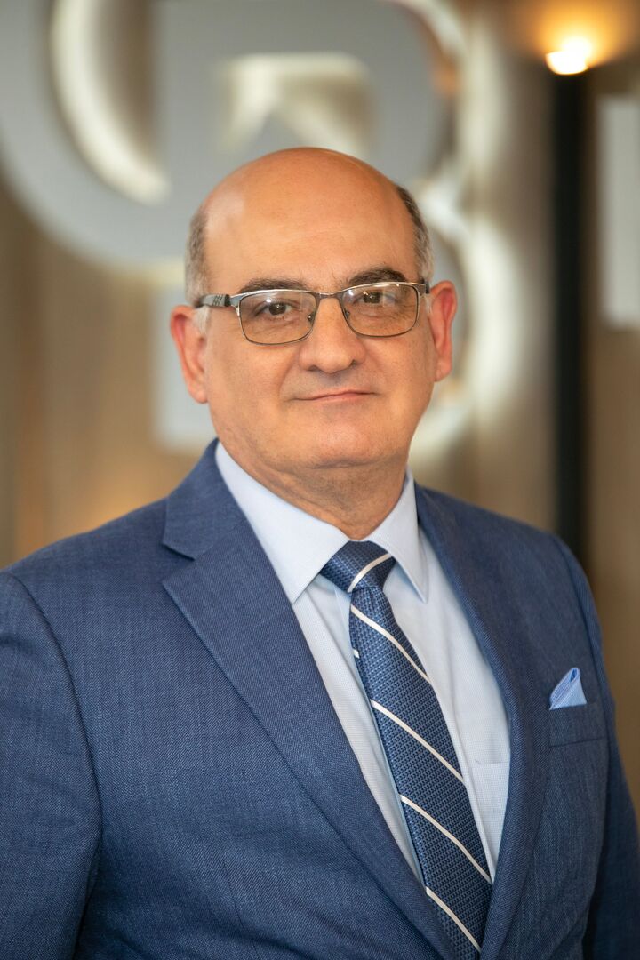 Armand Garabidian, Sales Associate in Glendale, Hallmark Realty