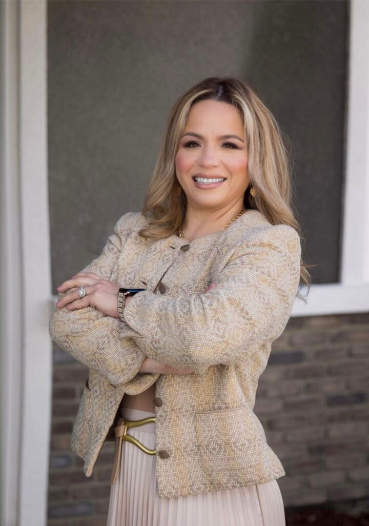 Cecilia Juarez, Real Estate Salesperson in Bakersfield, Jordan-Link