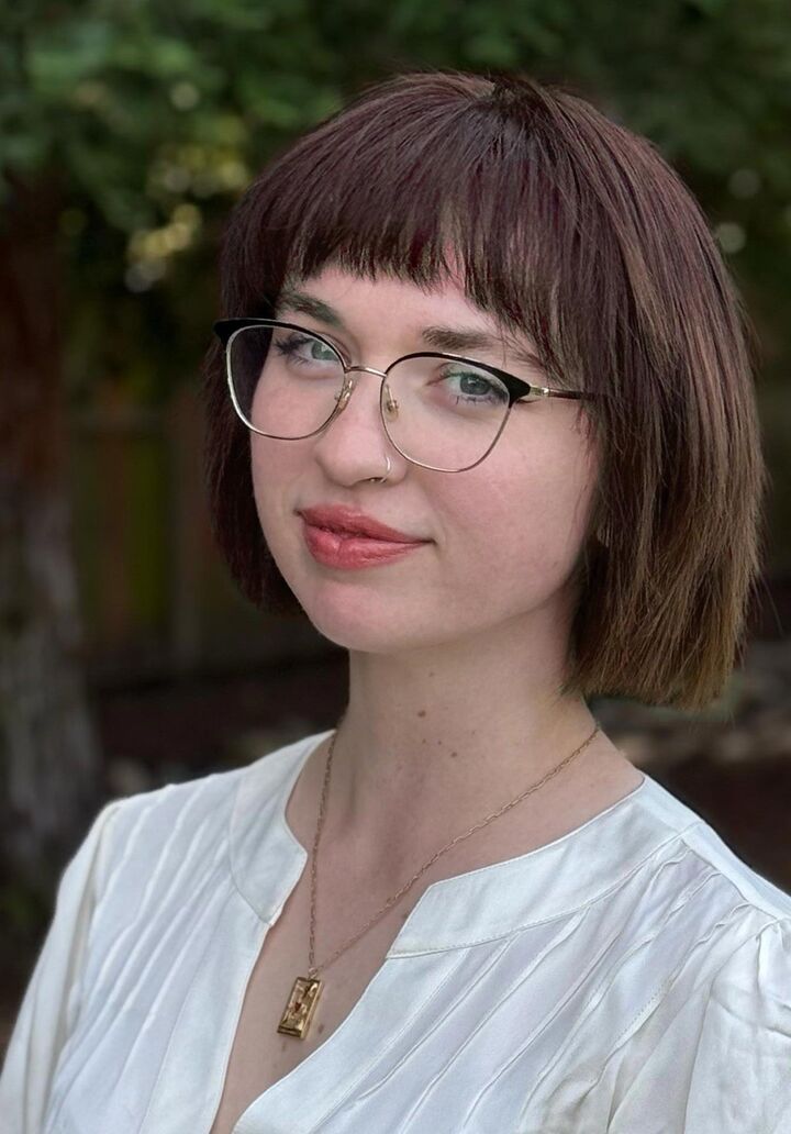 Eloisa Esquivel, REALTOR® in Daly City, Icon Properties