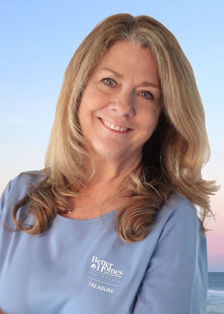 Wanda Davis,  in Sneads Ferry, Treasure