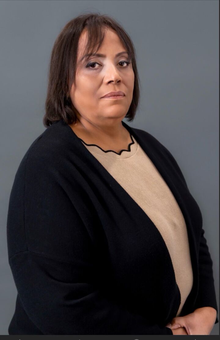 Gloria Santos,  in Hauppauge, Realty Connect