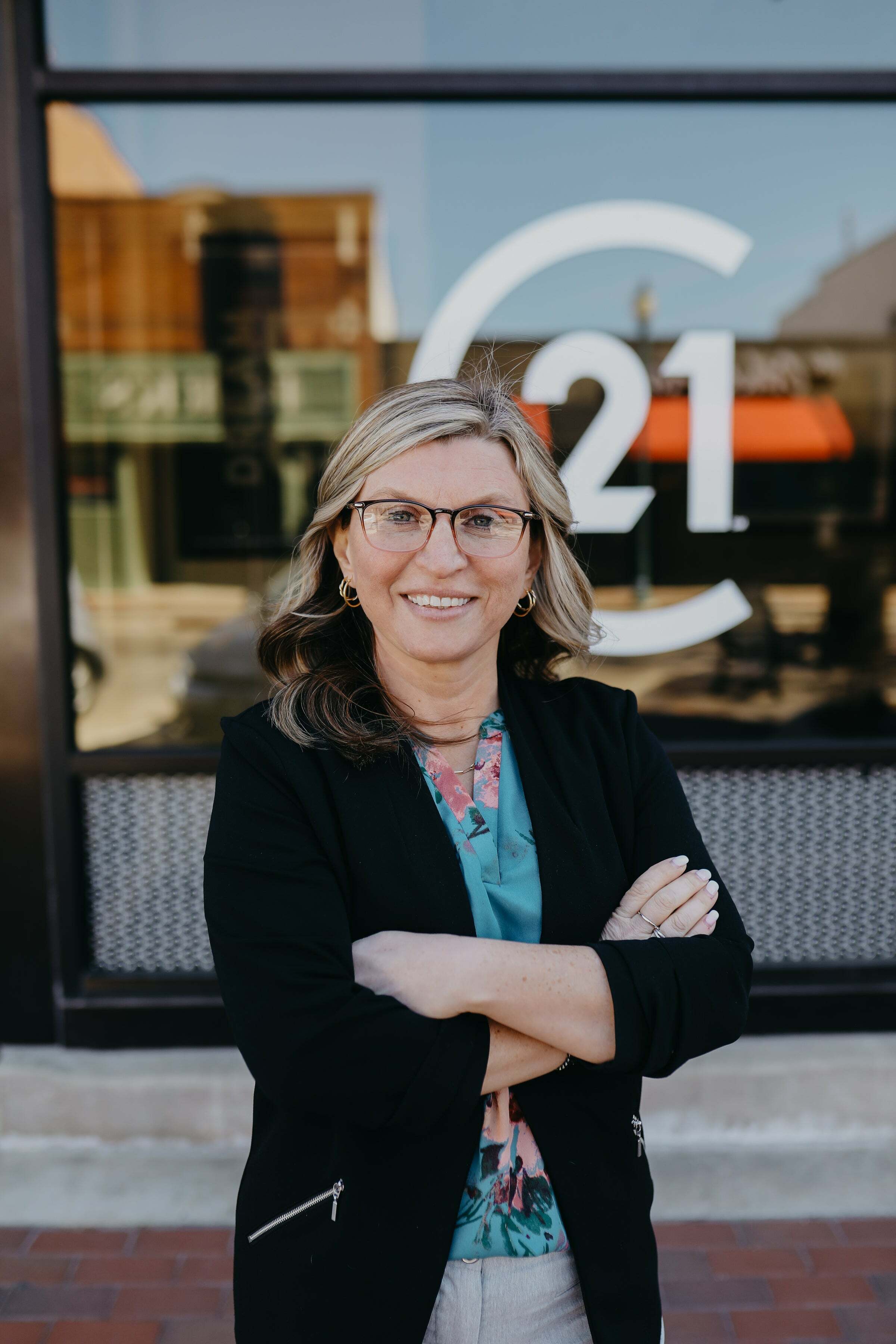 Janae Ohrt, Real Estate Salesperson in Cedar Falls, Signature Real Estate