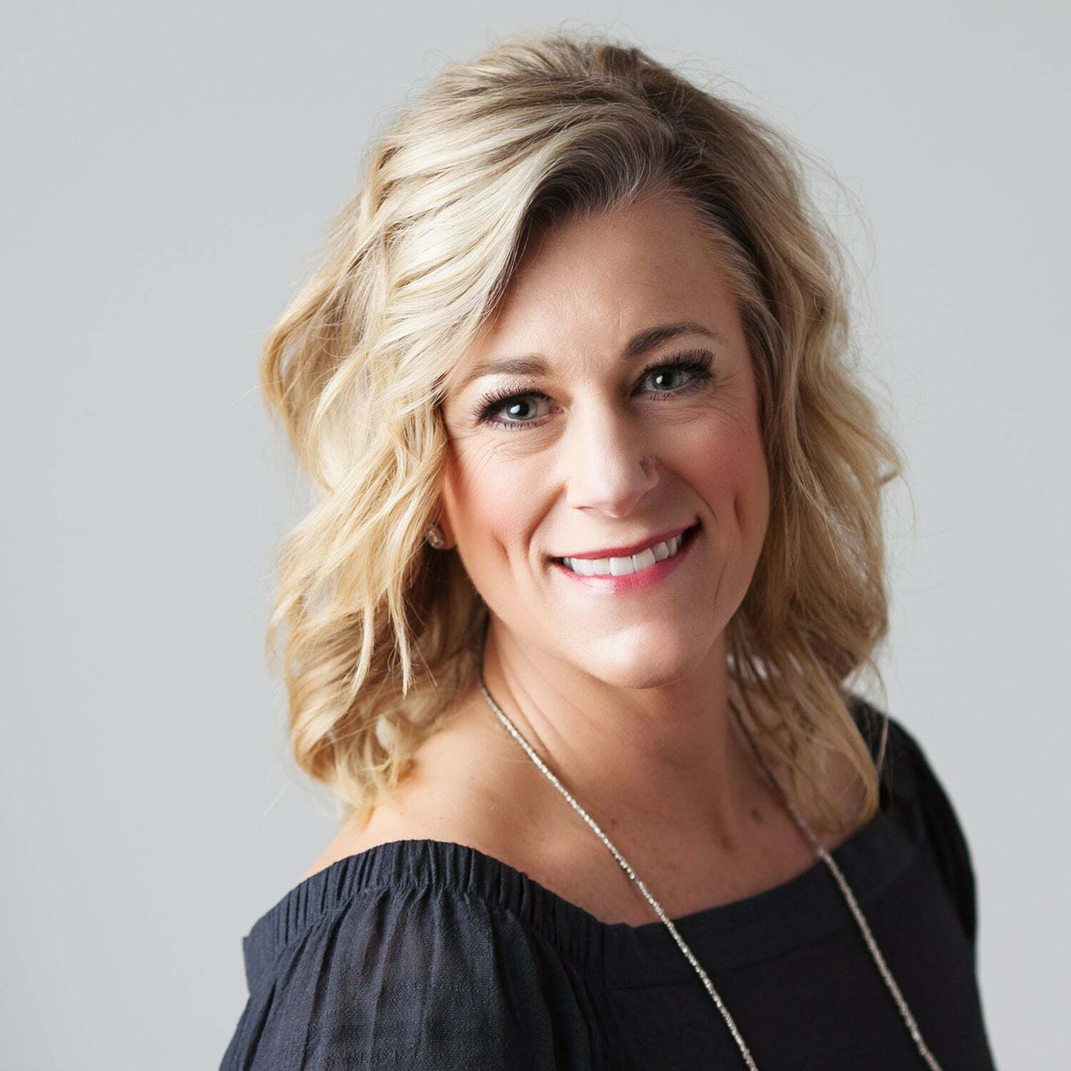 Megan Wert, Real Estate Salesperson in Holland, Schmidt Realtors