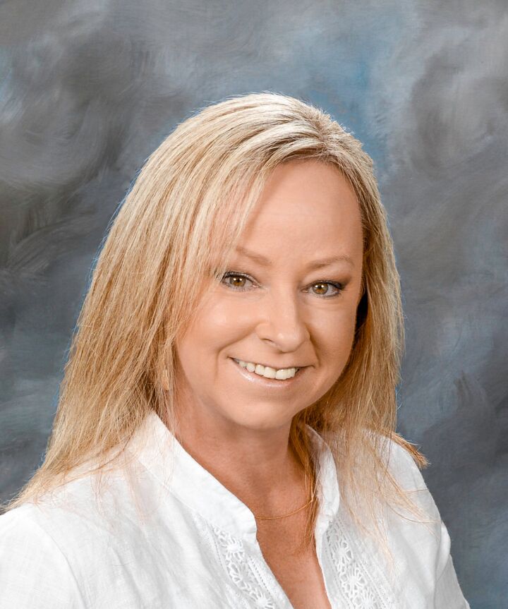 Cristy Orr, Real Estate Salesperson in Mount Vernon, Watson Company