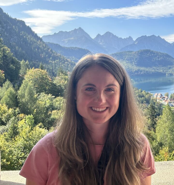 Amanda  MacMillan, OFFICE ADMINISTRATOR in Chelan, Windermere