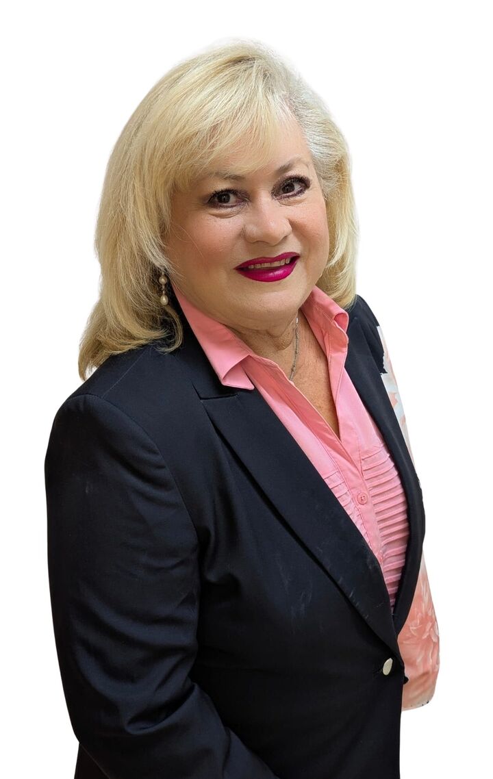 Maritza Marie Roque, Real Estate Salesperson in Miami, First Service Realty ERA Powered