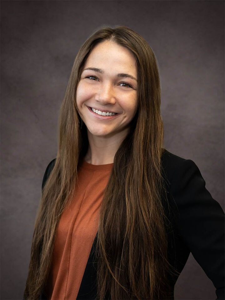 Abby Burrow, Real Estate Salesperson in Lansing, Affiliated