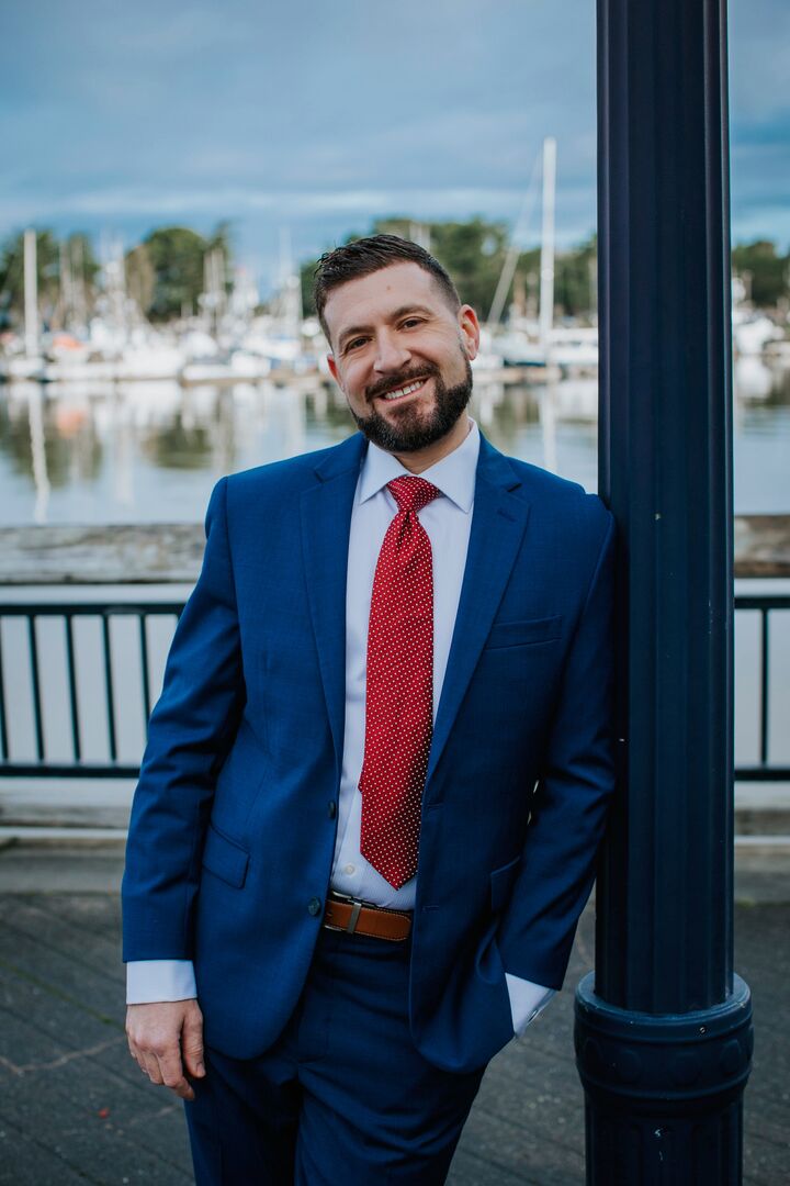 Zach Levich, REALTOR® in Eureka, Icon Properties