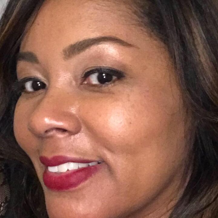 Stephanie Clarkson,  in Columbia, 803