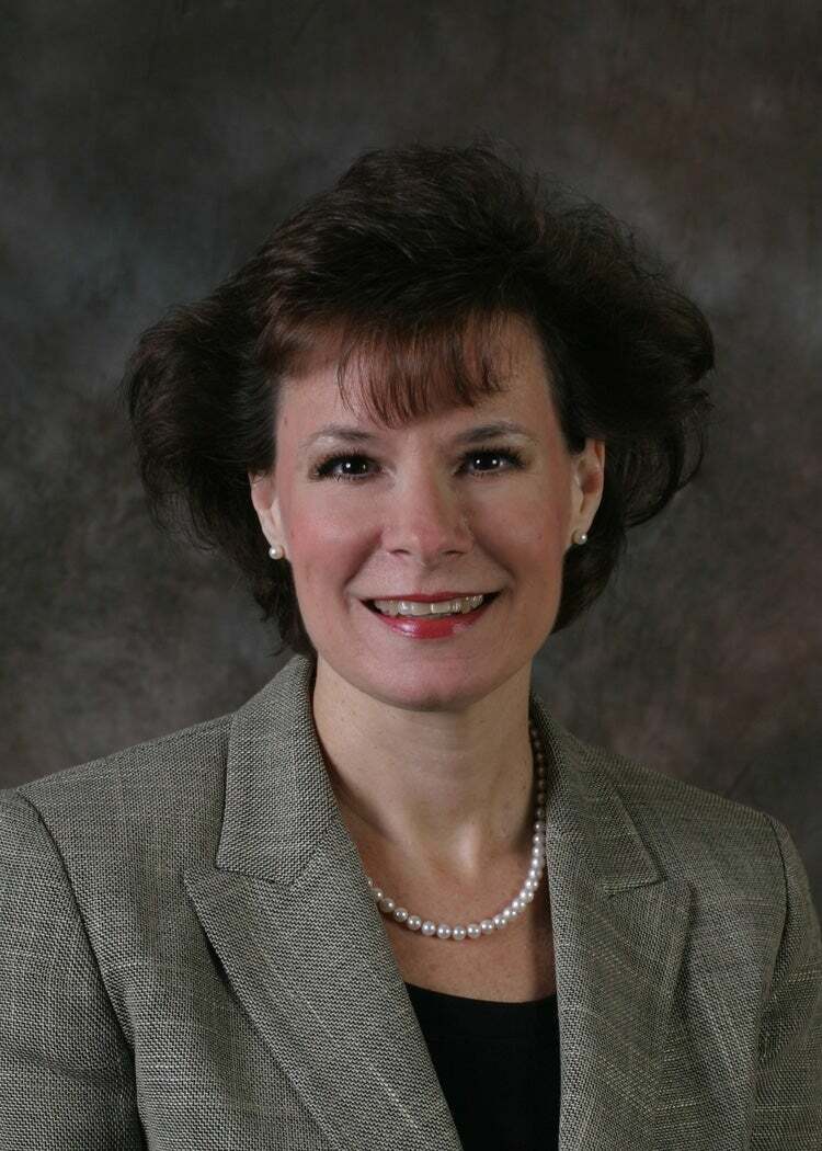 Janet Stringer, Real Estate Salesperson in Jacksonville, ERA Davis & Linn