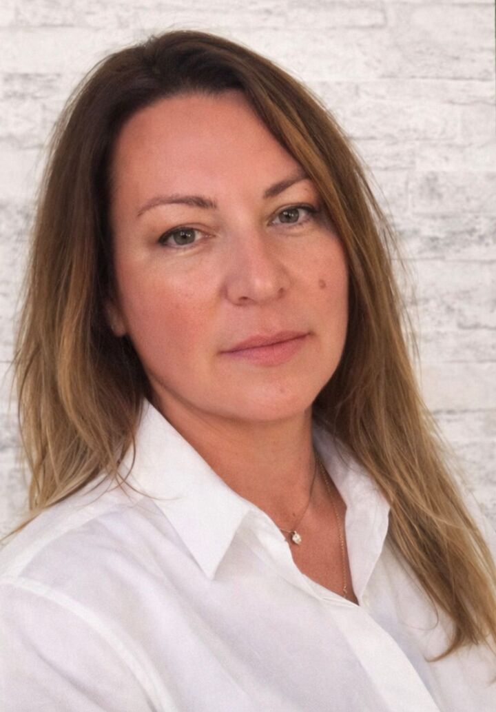 Dorota Chojnacki,  in Lyndhurst, Coccia Realty