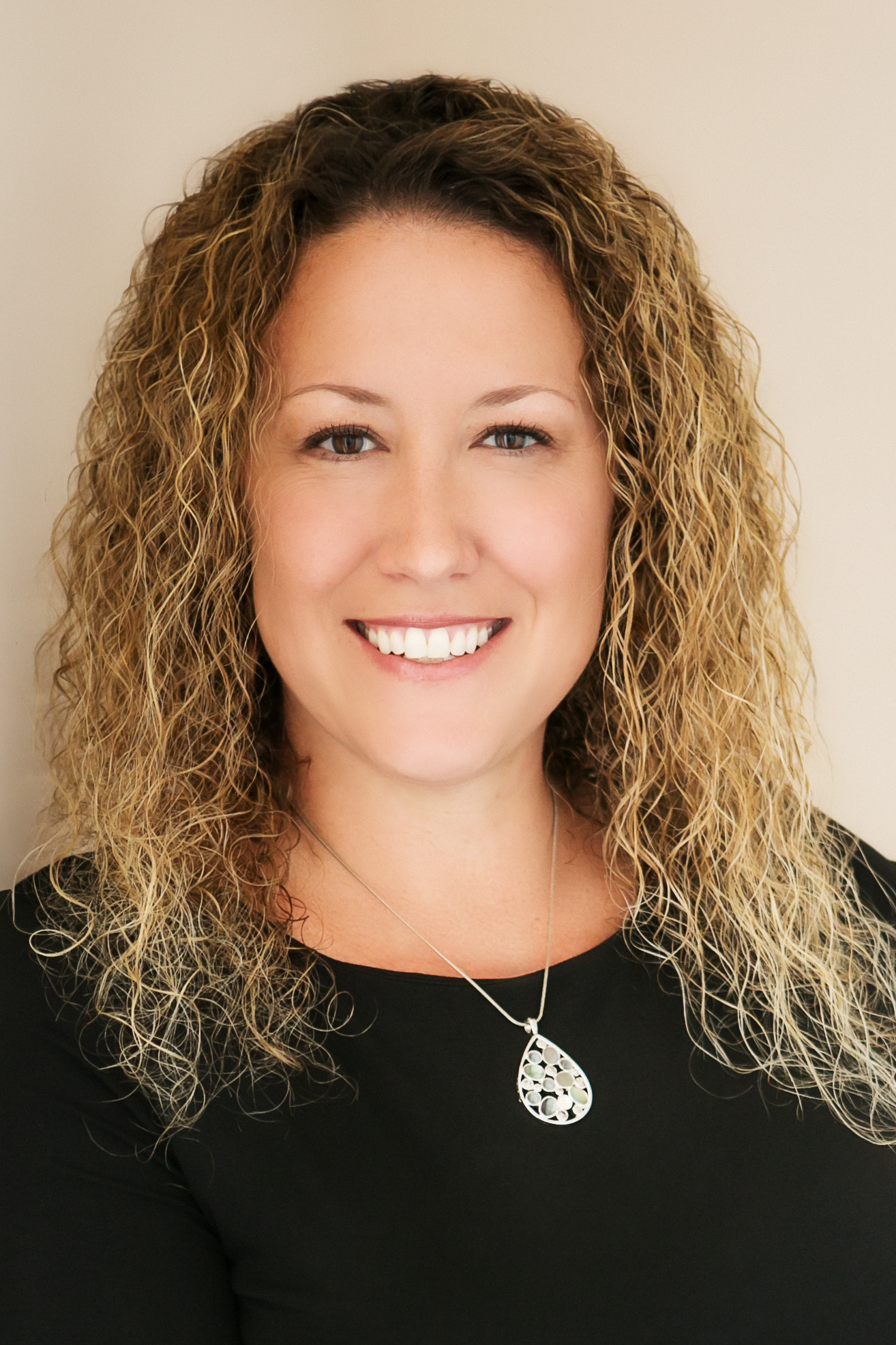 Michelle Judd, in Valencia, Pinnacle Estate Properties