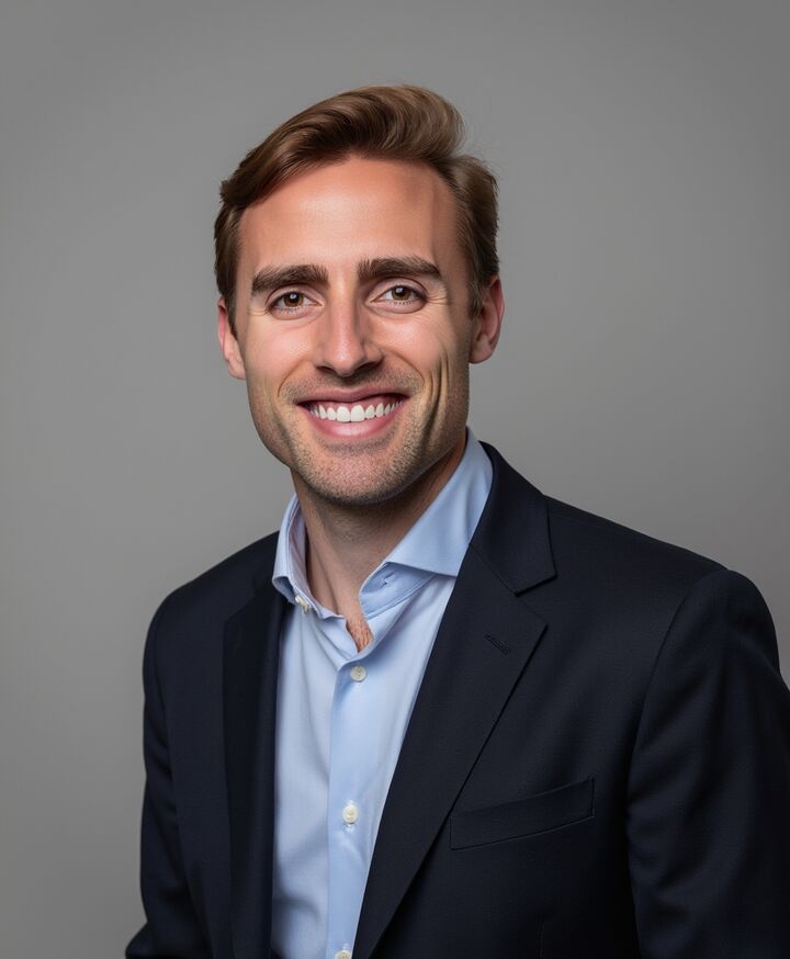 Richard Swanton,  in Key Biscayne, Cervera Real Estate