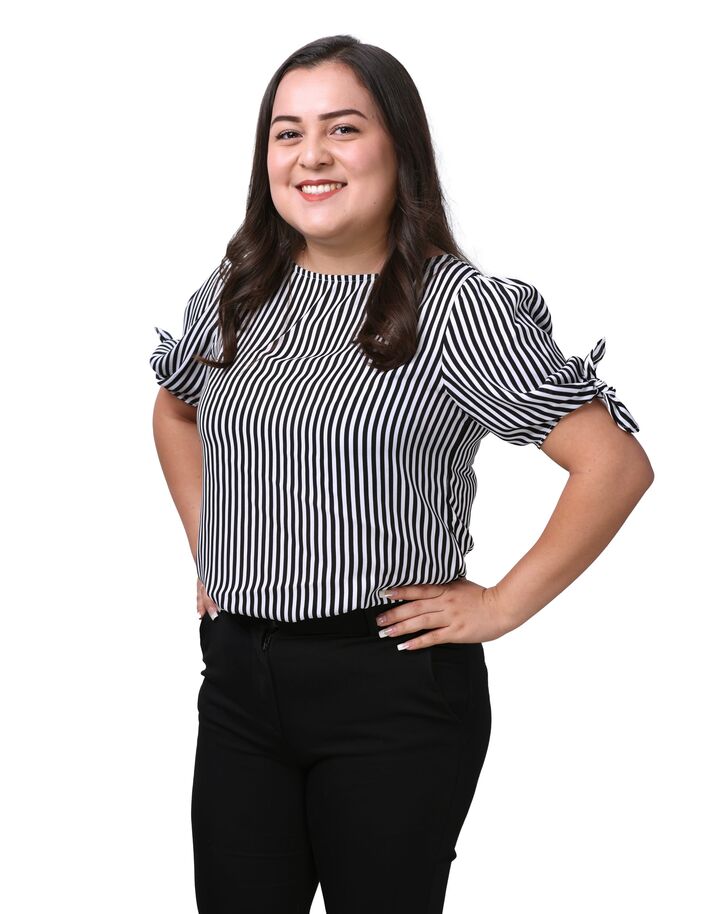 Diana Velazquez,  in Bloomington, Synergia Realty