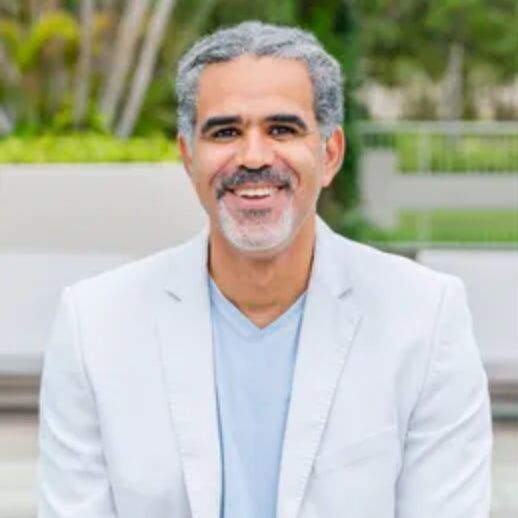 Lonnie Bonds, Real Estate Salesperson in Honolulu, Pacific Properties