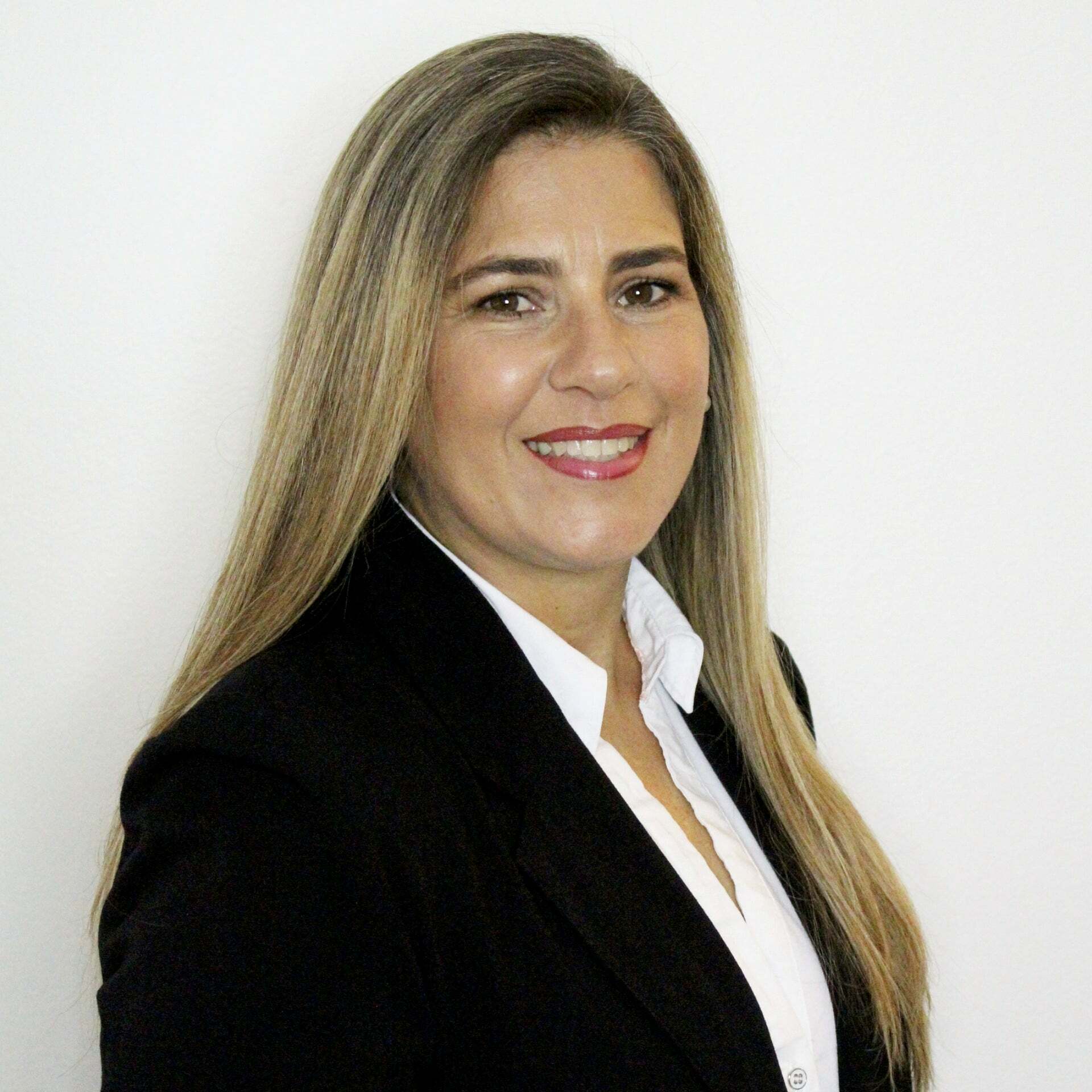Natalia Draghi, Real Estate Salesperson in Miami, World Connection