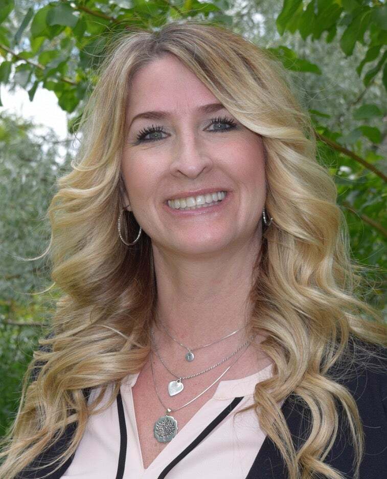 Tiffany Gregory, Real Estate Salesperson in Kaysville, Momentum