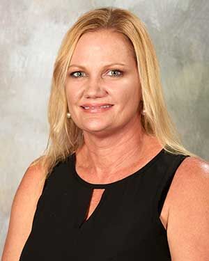Tara Cormack,  in Big Pine Key, Circle