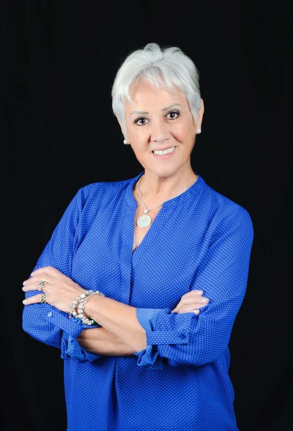 Ana Villa, Real Estate Salesperson in Miami, World Connection