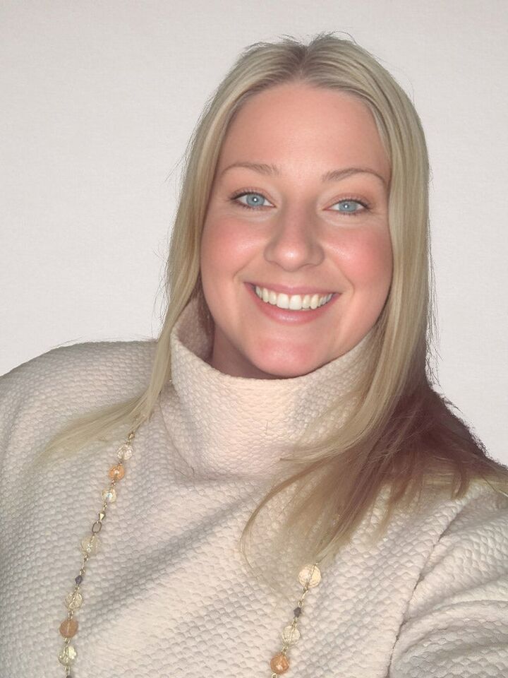 Janell Dunham, Real Estate Salesperson in Saint Johns, Affiliated