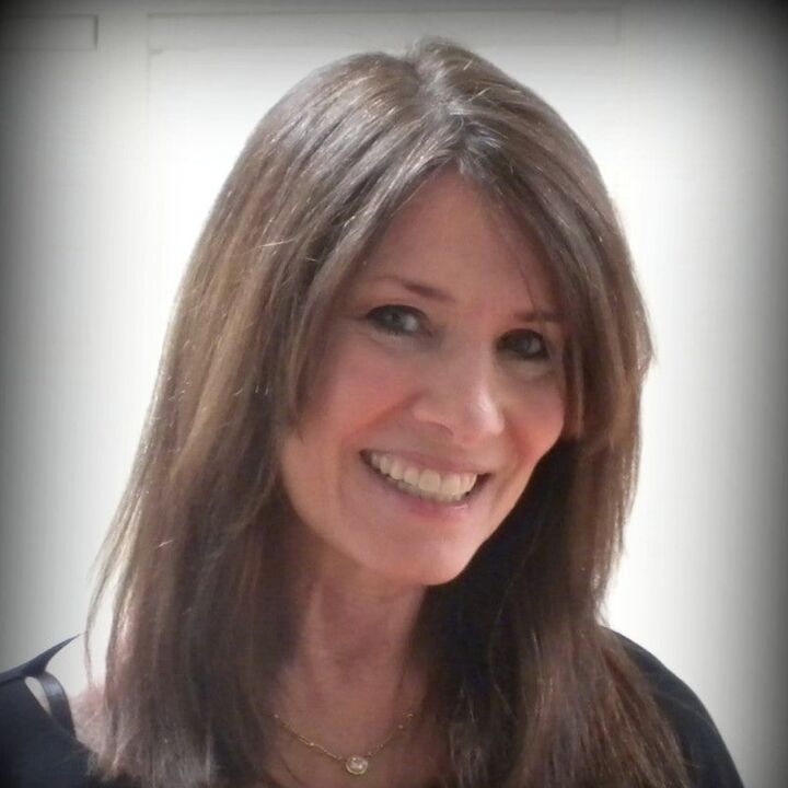 Caryn Tyrangel,  in Woodbury, Realty Connect