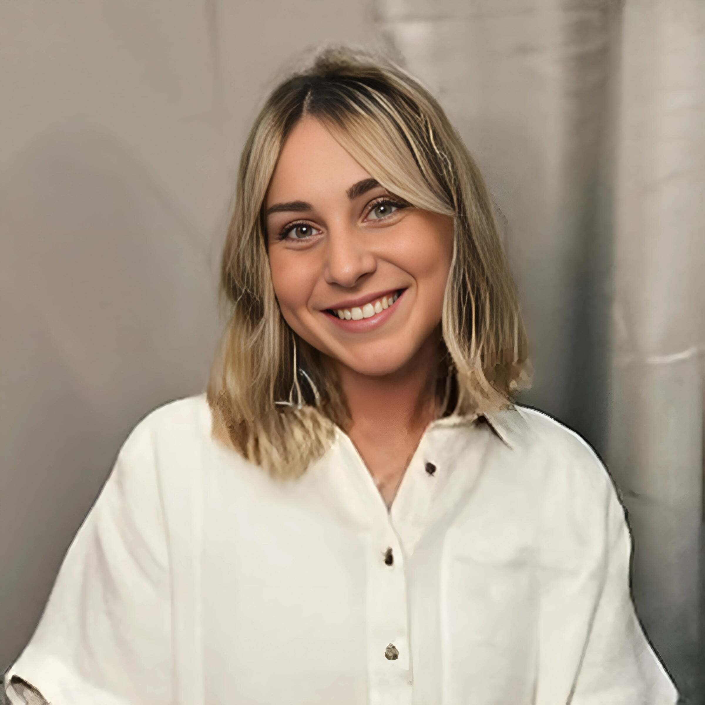 Kaylie Hobbs, Real Estate Salesperson in Lehi, Momentum