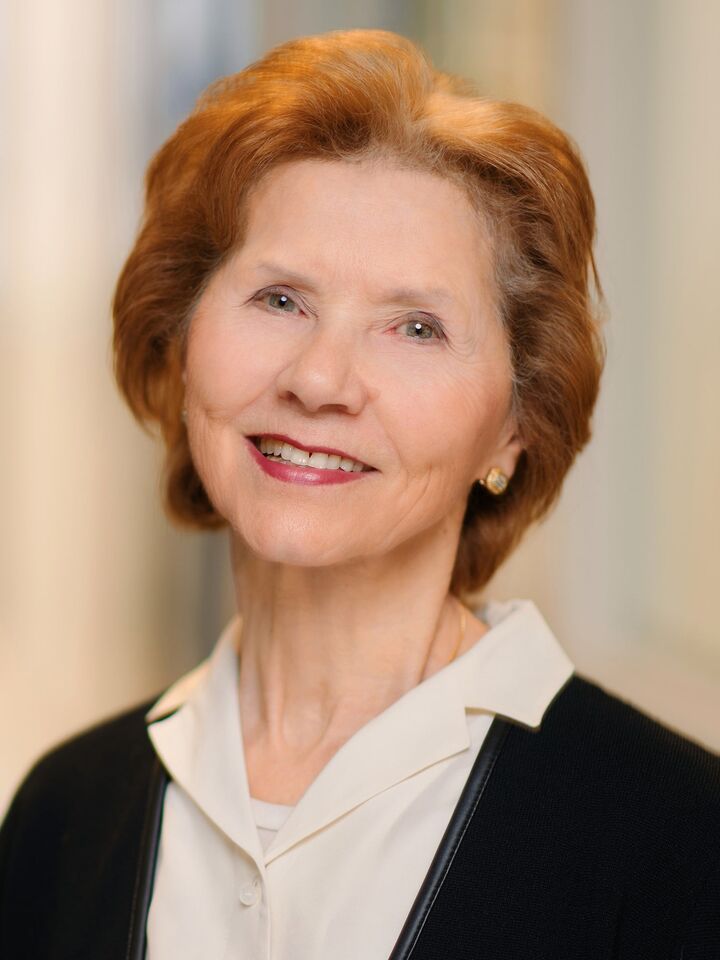 Luz G. Coletta, REALTOR® in Washington, McEnearney