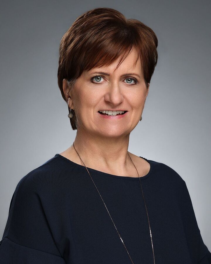 Colleen Fark,  in Findlay, Flag City