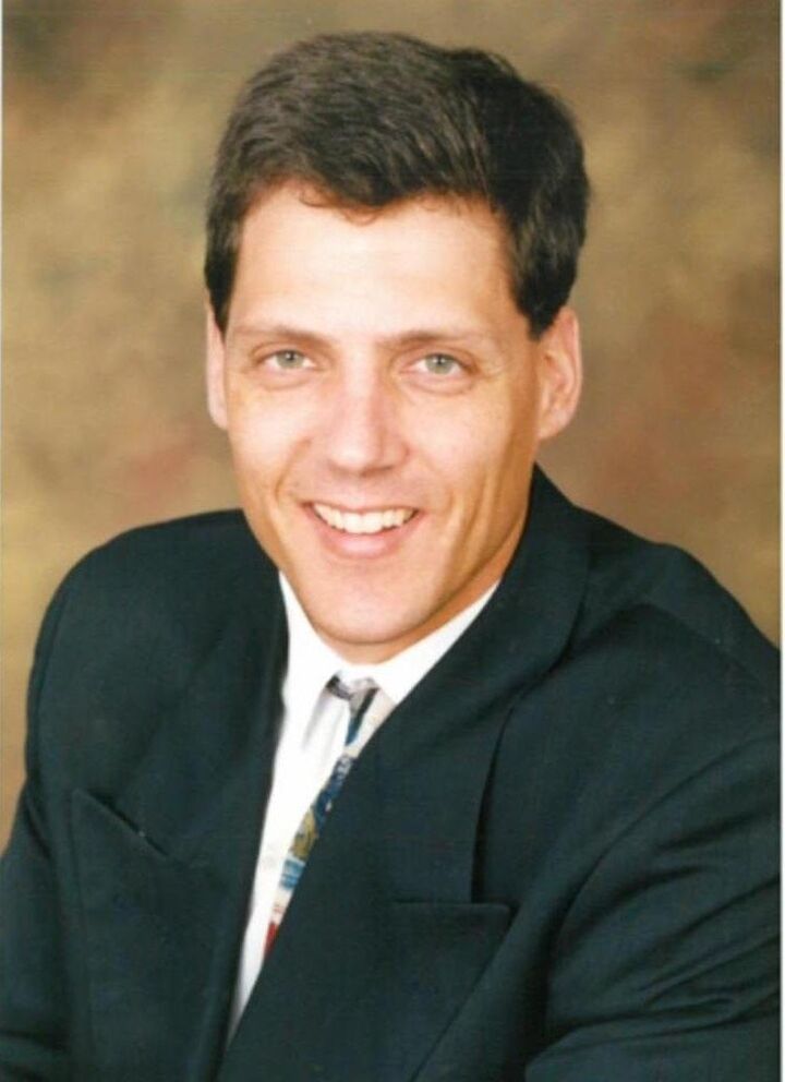 David Rober, Broker in Newmarket, Coldwell Banker The Real Estate Centre, Brokerage