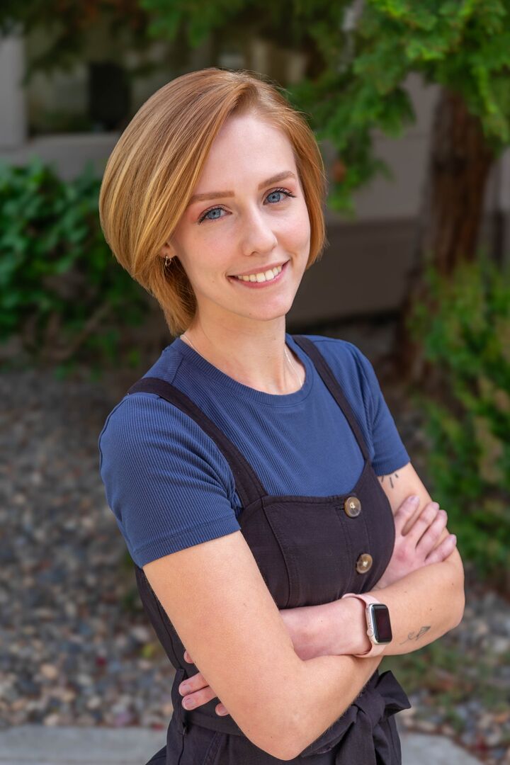 Rebekah Clayton, Real Estate Broker in Kennewick, Tomlinson