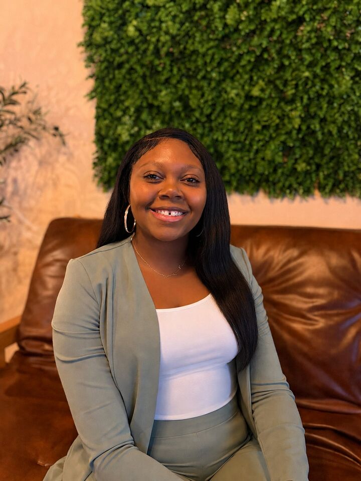 Alyssa Bobb, Real Estate Salesperson in Leesville, Rhodes Realty
