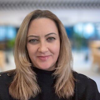 Corina Enciu, Real Estate Salesperson in Fredericksburg, Elite