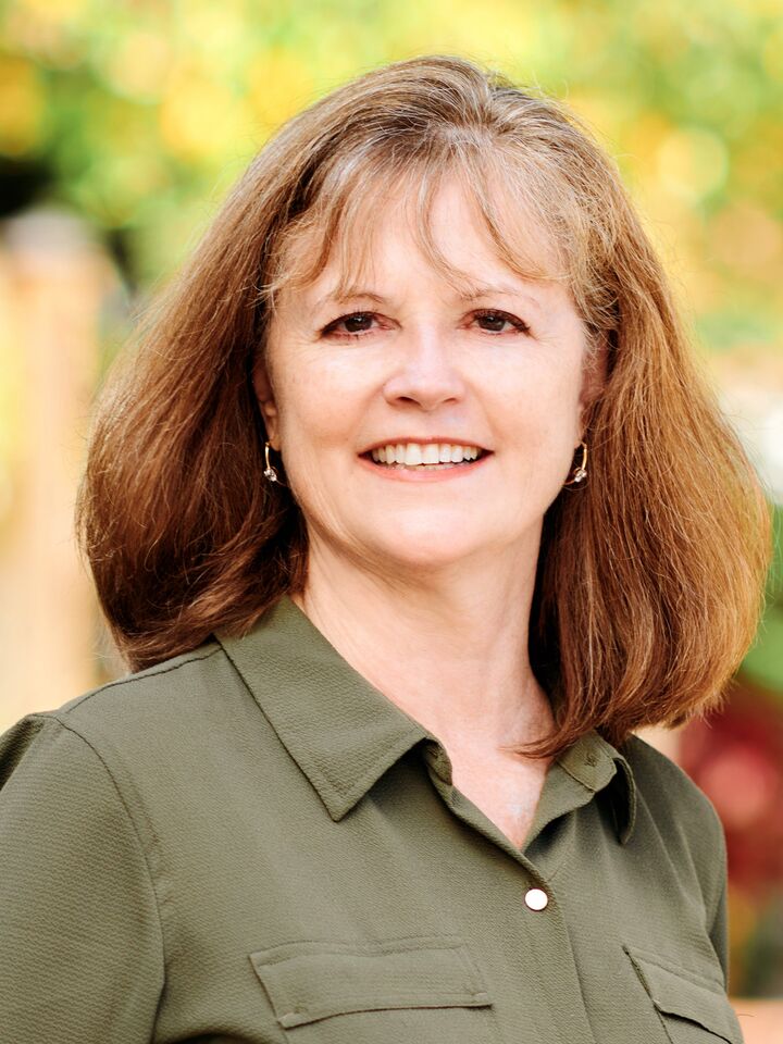 Kim Peele, REALTOR® in Alexandria, McEnearney