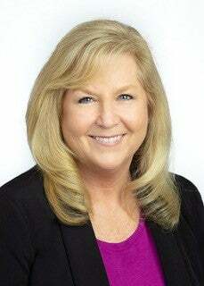 Jennifer McCardell, Real Estate Salesperson in San Diego, Affiliated