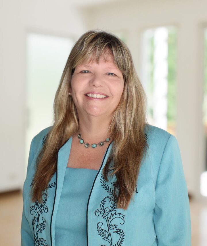 Amy Hillborn, Real Estate Salesperson in Bethlehem, Cassidon Realty